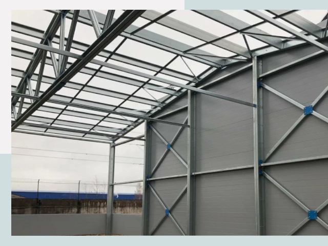 Каркасные ангары от СтальСтрой-Кмы по цене от 626 руб.